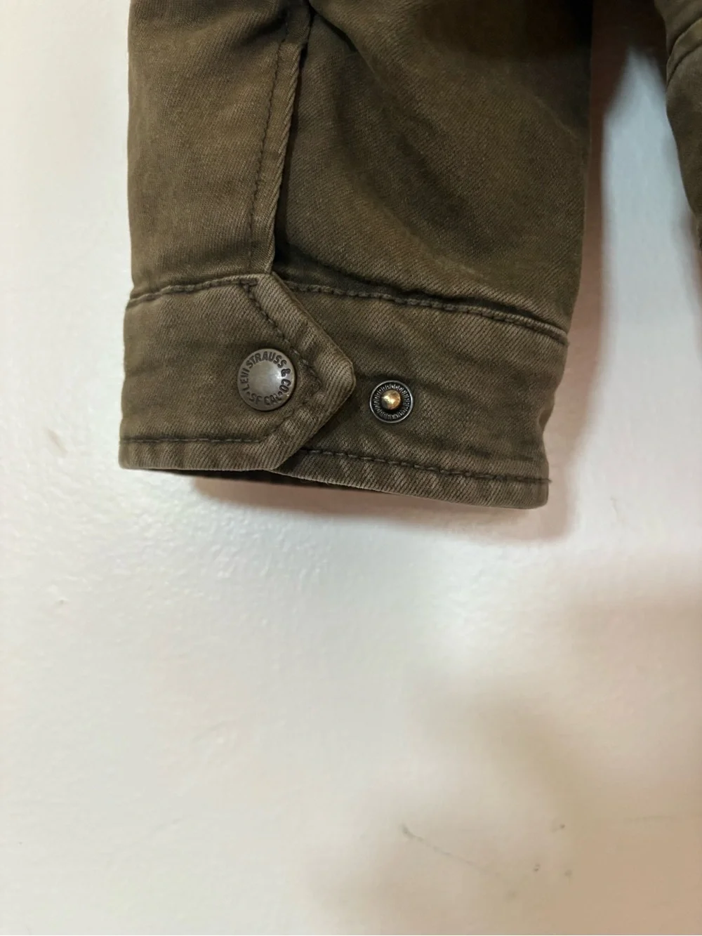 Levi’s Quilted Field Jacket - Olive Green - Large